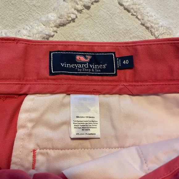 Vineyard Vines | 7 inch Breaker Shorts NWT Brand New Jetty Red - Picture 5 of 8